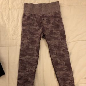 Purple camo high waisted leggings